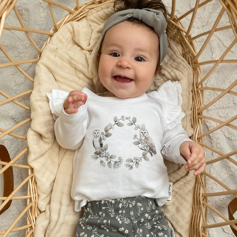 Aster & Oak Barn Owl Print Long Sleeve Tee - White