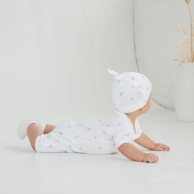  Aster & Oak Little Leaf Knot Hat - White