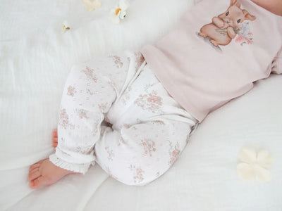 Aster & Oak Posie Floral Leggings - White