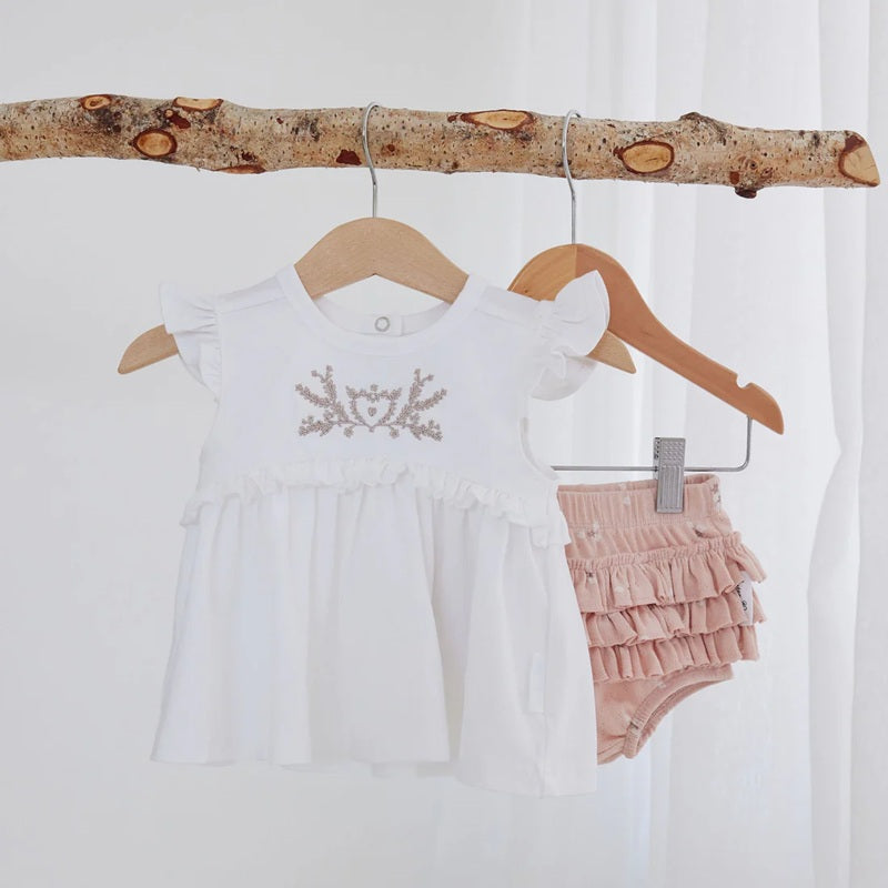 Aster & Oak Embroidered Ruffle Top - White