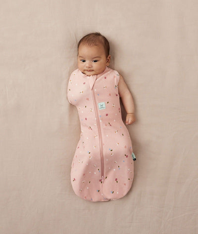 ergoPouch Australia Cocoon Swaddle Bag 2.5 TOG - Daisies