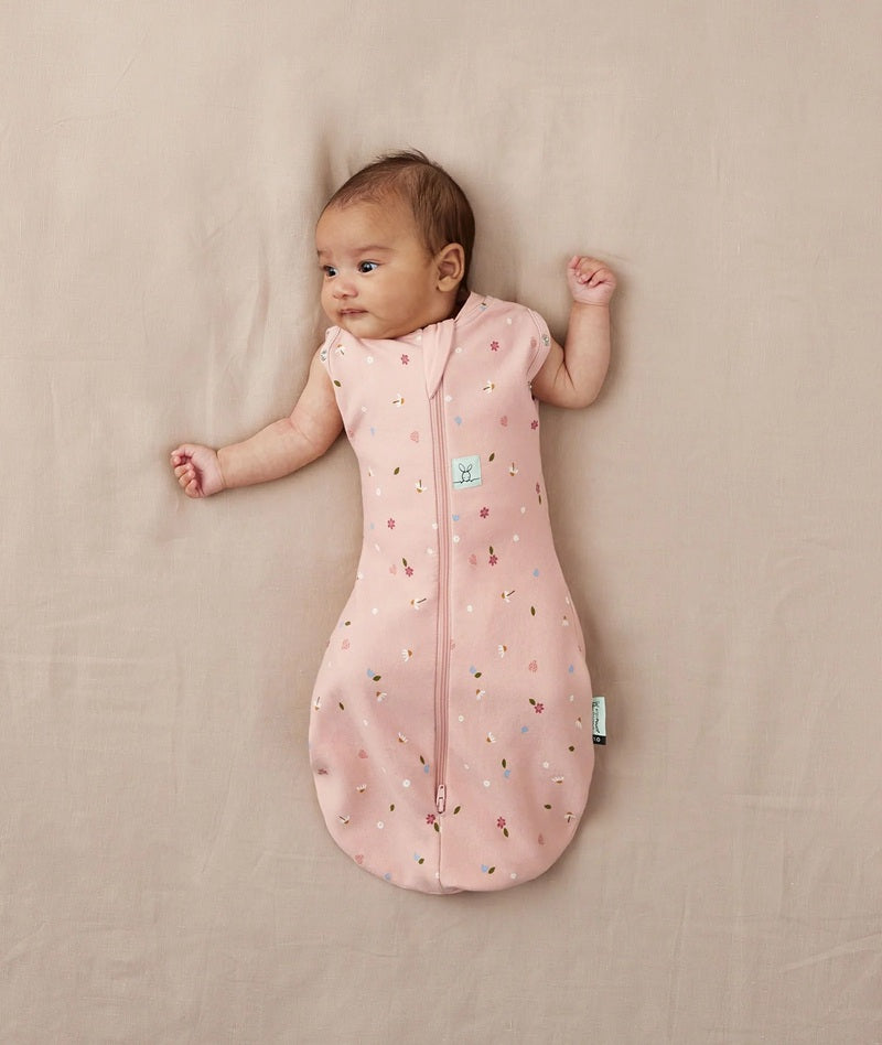 ergoPouch Australia Cocoon Swaddle Bag 2.5 TOG - Daisies