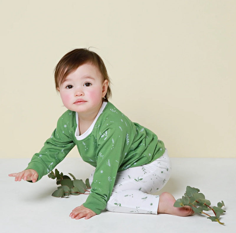 Texas Oak Elli Sweater - Fresh Green Leaves Print