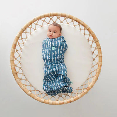 ergoPouch Australia Cocoon Swaddle Bag 1.0 TOG - Midnight Arrows