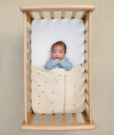 ergoPouch Australia HugMe Blanket 1.0 & 2.5 TOG Bassinet Crib - Daisy Sprinkle