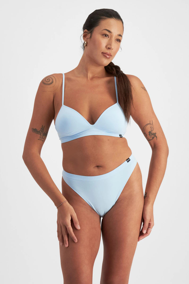 Bonds Womens Match Its Seamless Hi Gee - Cloud Nine