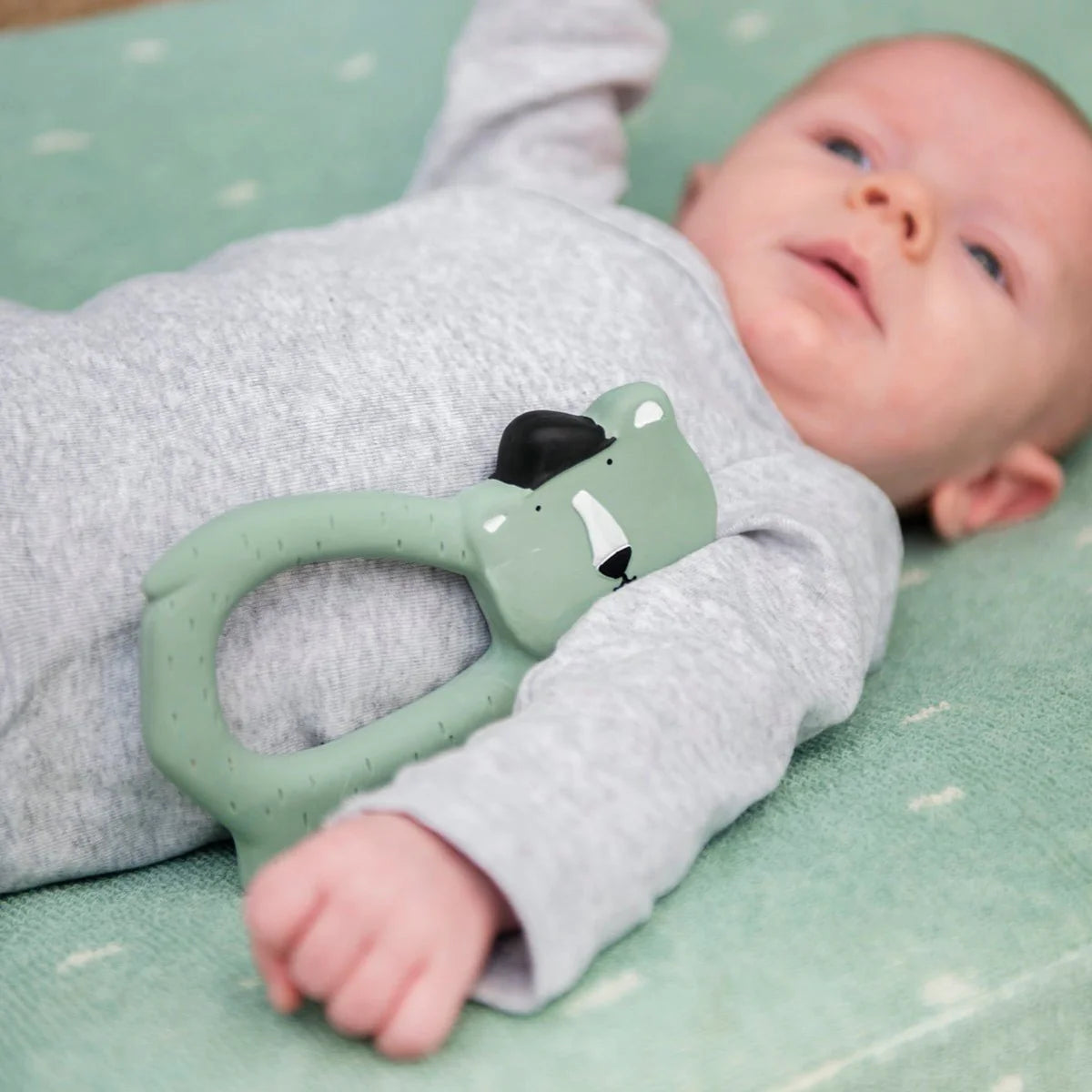 Trixie Natural rubber grasping toy - Mr. Polar Bear