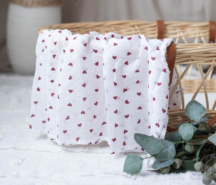 Emotion & Kids White Muslin With Red Hearts - Outlet Shop For Kids