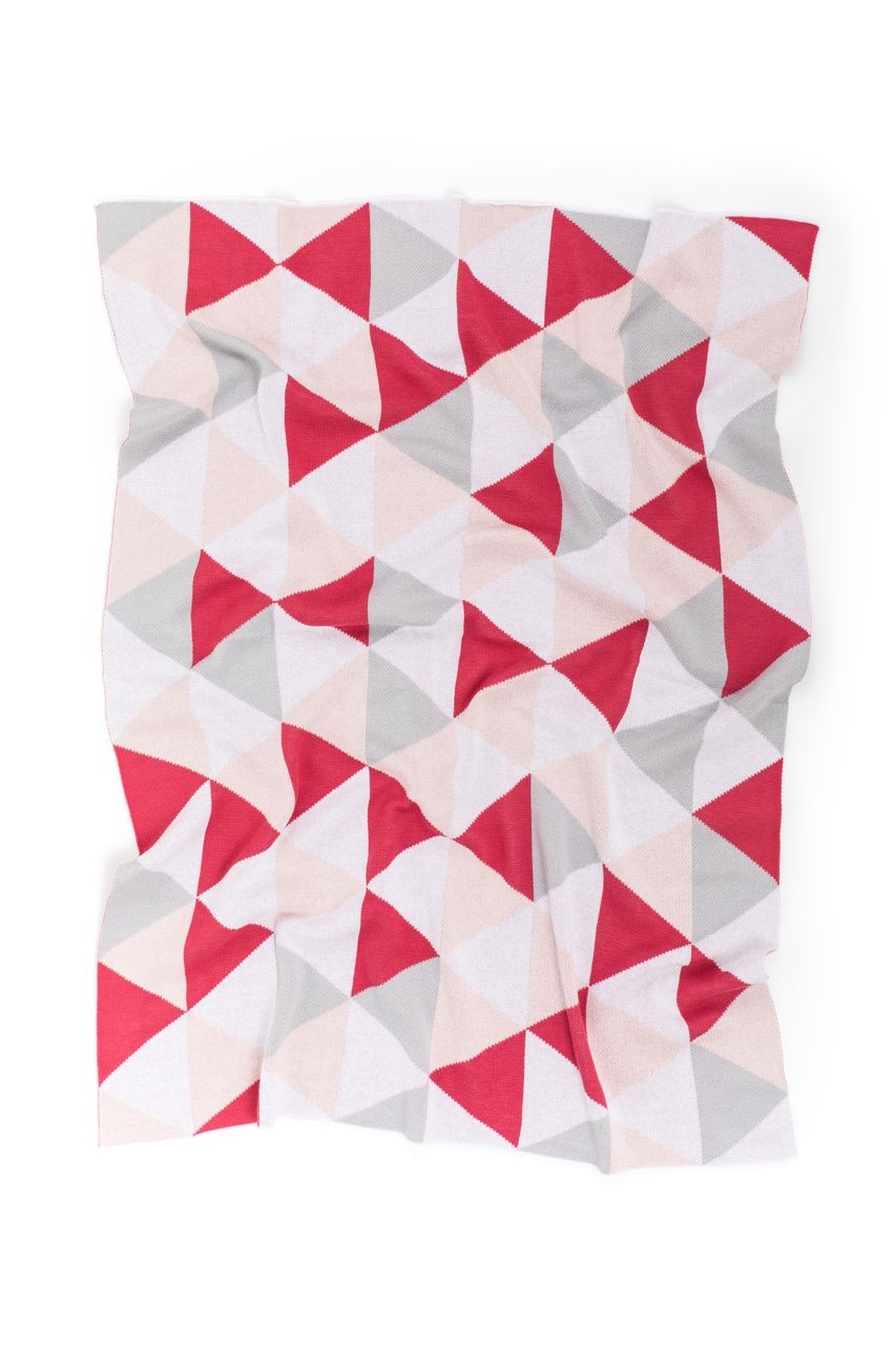 Kenzi Living Multi-Triangle Baby Blanket – Pink